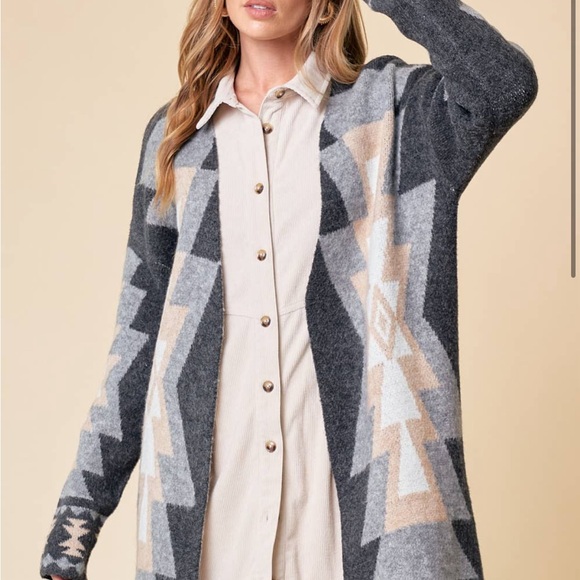 New Aztec Western Print Grey Long Cardigan Sweater Coat Western Cowichan - Picture 3 of 8
